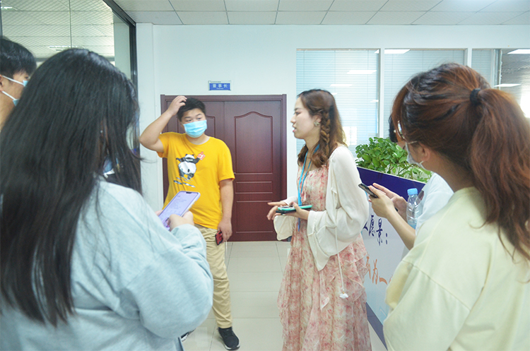 ​滁州职业技术学院互联网学院师生一行来我司参观交流