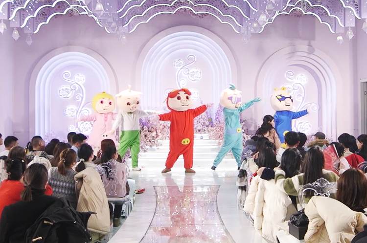 安徽悦来悦好公司2024企业年会节目 - 舞蹈《GGbond》