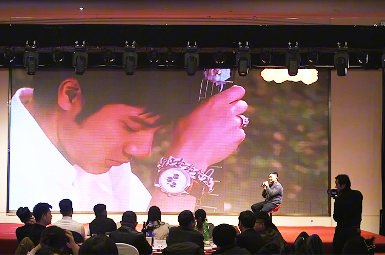 安徽悦来悦好公司2025企业年会节目 - 歌曲《大城小爱》