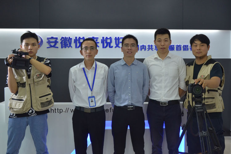 CCTV《发现品牌》栏目摄制组走进悦来悦好，聚焦“共享客服”